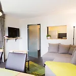 Wildgruen Apartman