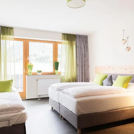 Apartment Wildgruen *